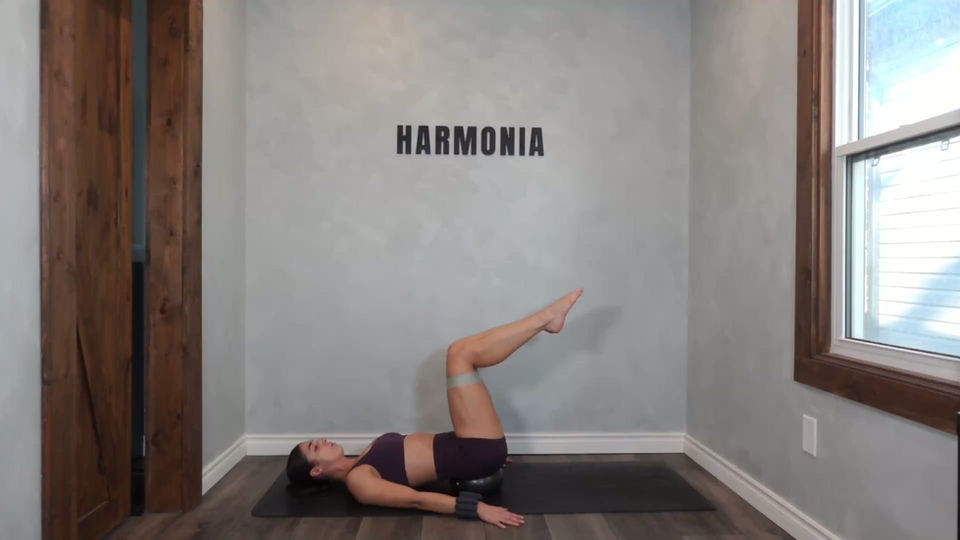 25 MIN Upper Body and Core Sculpt